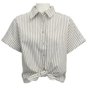 Tuckernuck Navy and White Striped Button-Down Short Sleeve Shirt